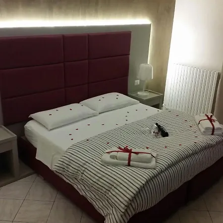 S'oronzo Modern Town House דירה לצ'ה