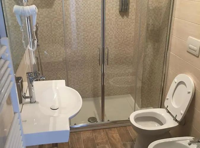 דירה S'oronzo Modern Town House לצ'ה